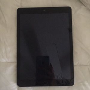 Brand New IPad Barely Used